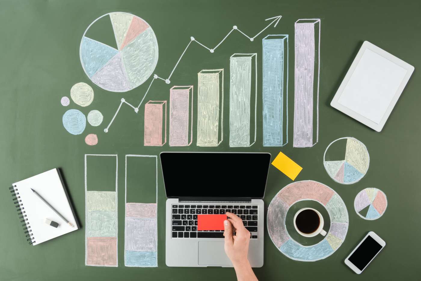 8 Best Data Analytics Tools: Gain Data-Driven Advantage